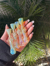 Load image into Gallery viewer, Iridescent Twisted One Hitter Glass Pipe
